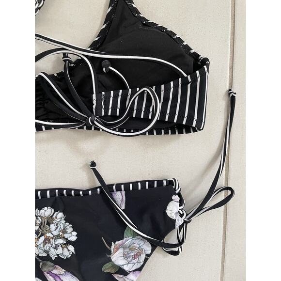 Cupshe Swim Bikini Swimwear Striped Floral Swimsuit - Picture 9 of 10